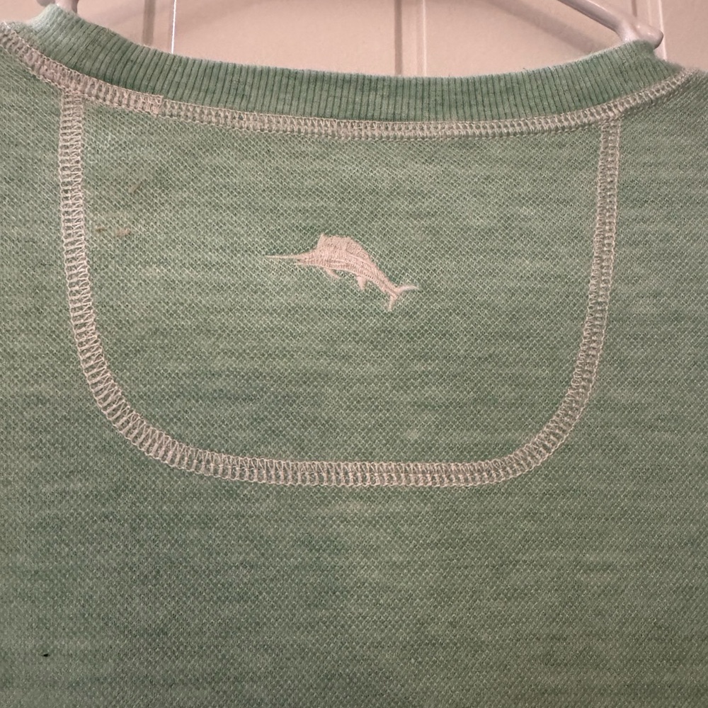 NWOT Men’s Long Sleeve Reversible Tommy Bahama Pullover - Picture 4 of 13